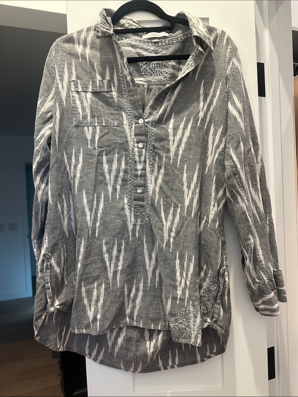 Gray and White Patterned Button Pullover Tunic